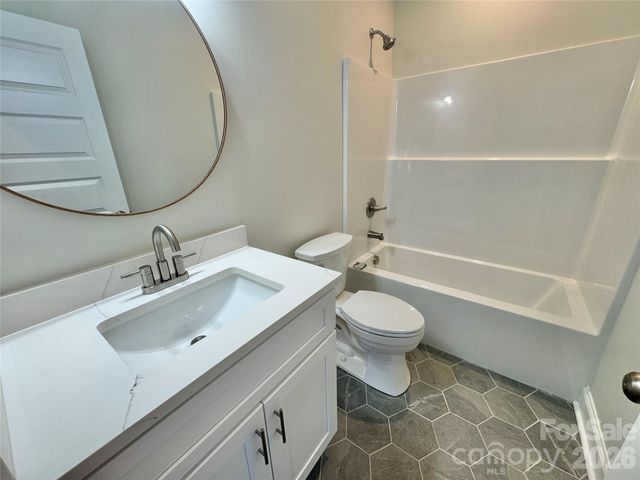 417 W Westview Street, Gastonia, NC 28052