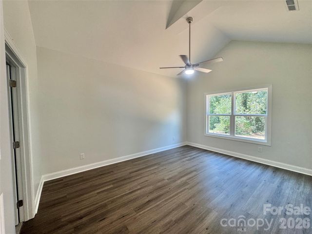 417 W Westview Street, Gastonia, NC 28052