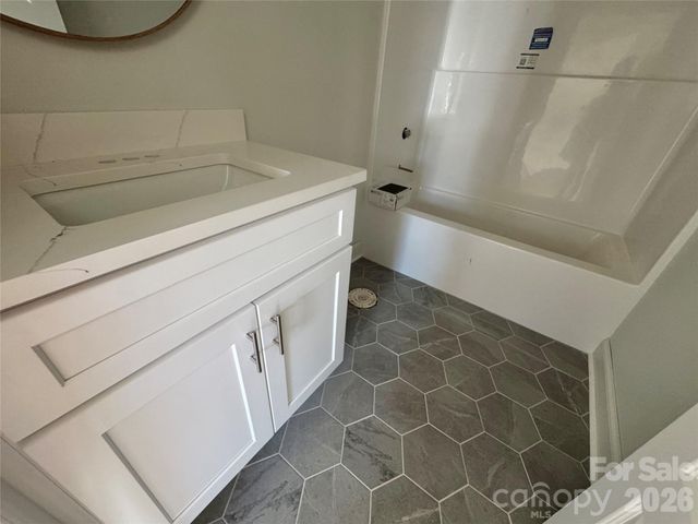 417 W Westview Street, Gastonia, NC 28052