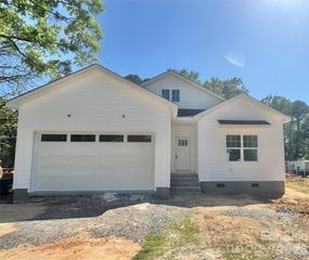 417 W Westview Street, Gastonia, NC 28052