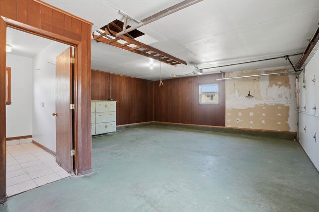 11029 E 26th Place, Tulsa, OK 74129