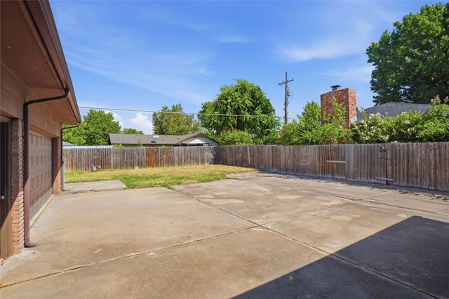 11029 E 26th Place, Tulsa, OK 74129