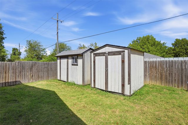 11029 E 26th Place, Tulsa, OK 74129