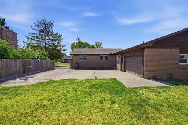 11029 E 26th Place, Tulsa, OK 74129