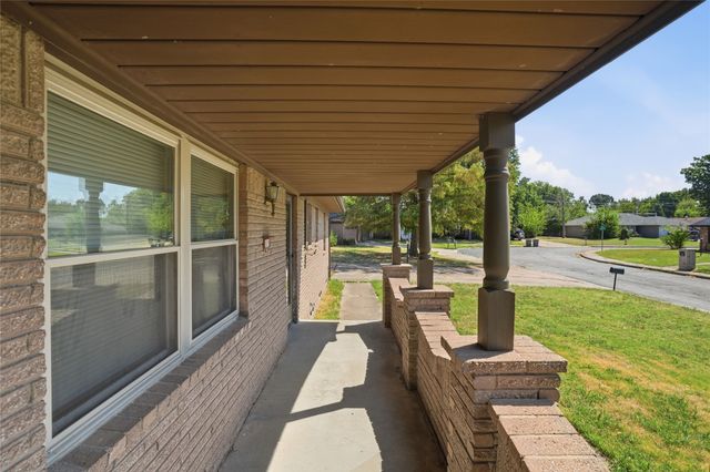 11029 E 26th Place, Tulsa, OK 74129