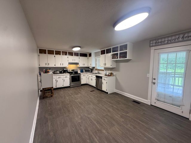 202 County Road 713, Higdon, AL 35979