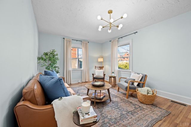 325 Saint Augustine Street, Lynchburg, VA 24501