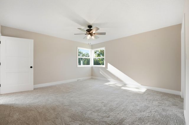 1104 FALCON DR, Columbia, MO 65201