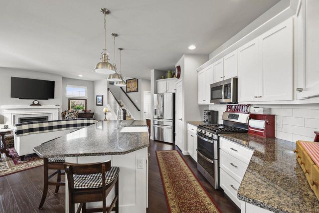 1232 Twisted Branch Way, Sun Prairie, WI 53593