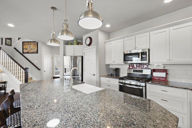 1232 Twisted Branch Way, Sun Prairie, WI 53593