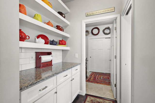 1232 Twisted Branch Way, Sun Prairie, WI 53593