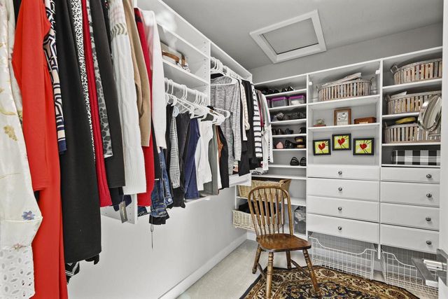 1232 Twisted Branch Way, Sun Prairie, WI 53593