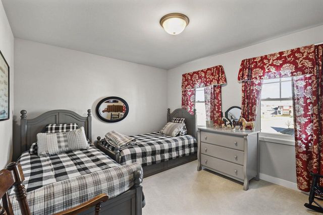 1232 Twisted Branch Way, Sun Prairie, WI 53593