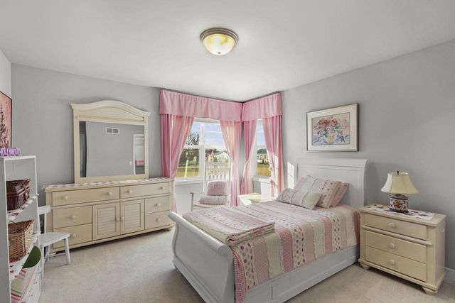 1232 Twisted Branch Way, Sun Prairie, WI 53593