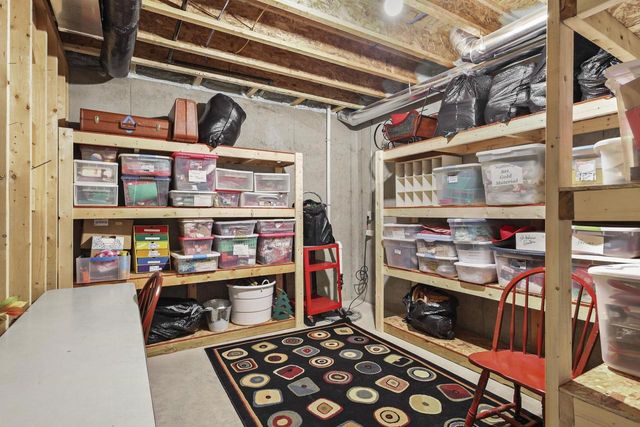 1232 Twisted Branch Way, Sun Prairie, WI 53593