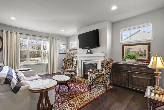 1232 Twisted Branch Way, Sun Prairie, WI 53593