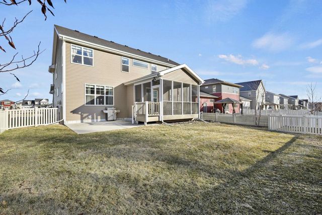 1232 Twisted Branch Way, Sun Prairie, WI 53593