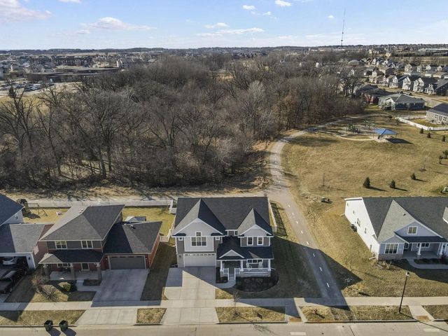 1232 Twisted Branch Way, Sun Prairie, WI 53593