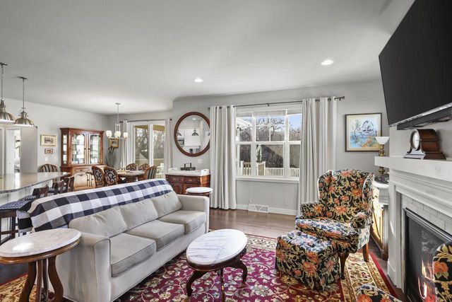 1232 Twisted Branch Way, Sun Prairie, WI 53593