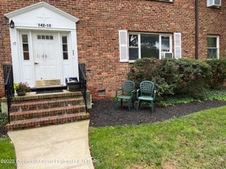 142 South Street, 10-B, Red Bank, NJ 07701