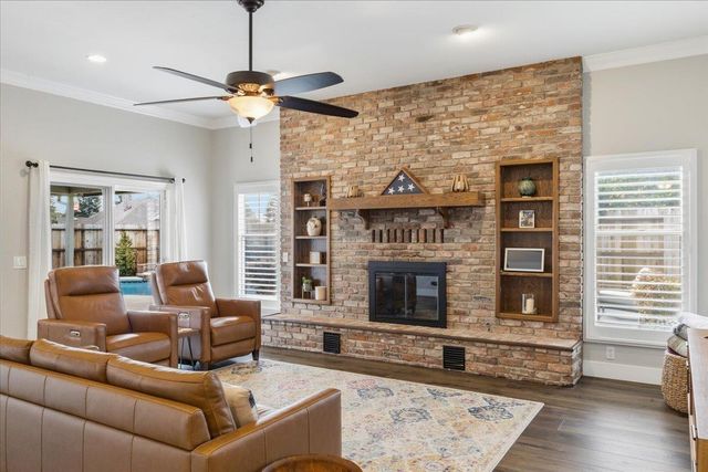 1201 Havenhill Ct, Roseville, CA 95661