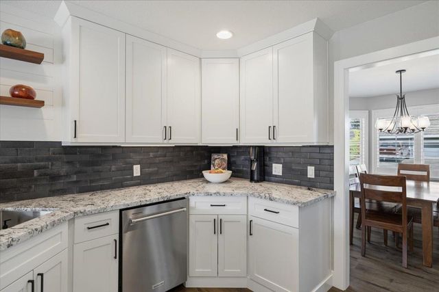 1201 Havenhill Ct, Roseville, CA 95661