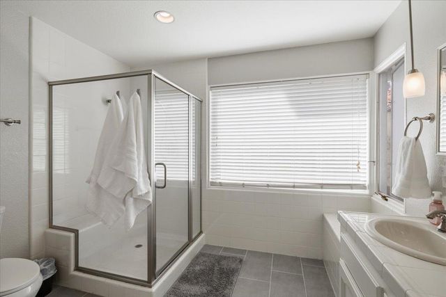 1201 Havenhill Ct, Roseville, CA 95661