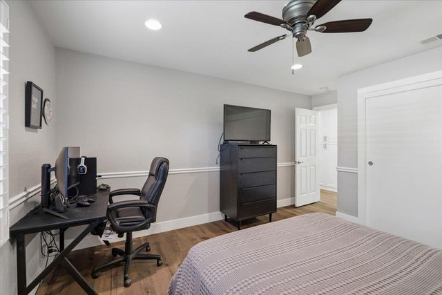 1201 Havenhill Ct, Roseville, CA 95661