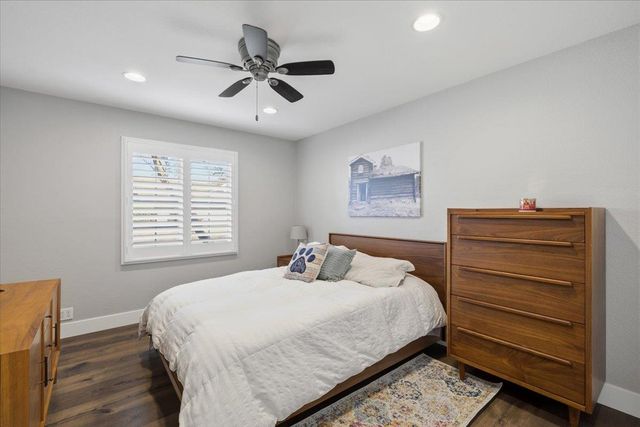 1201 Havenhill Ct, Roseville, CA 95661