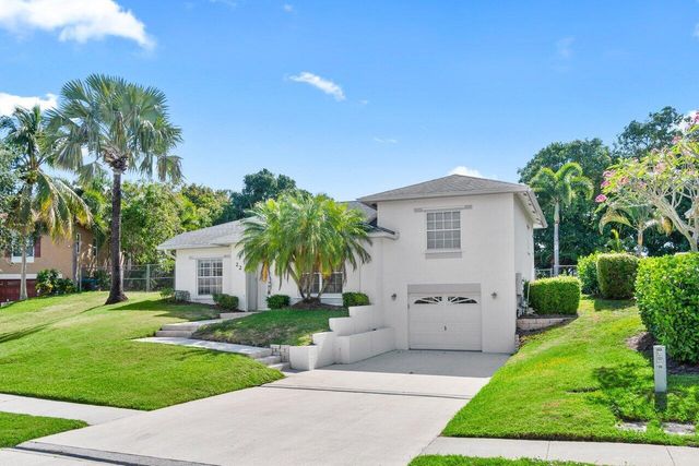 22 Pepperwood Court, Boynton Beach, FL 33426
