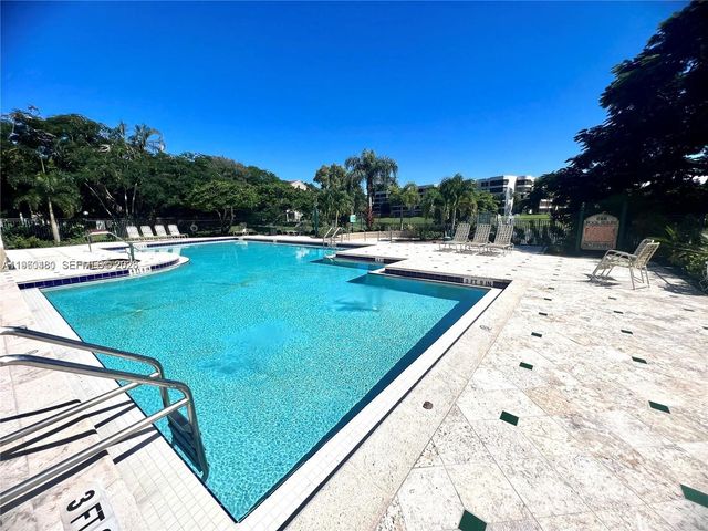 1845 Palm Cove Blvd 8-208, Delray Beach, FL 33445