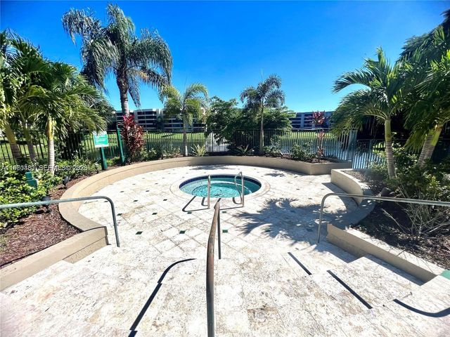 1845 Palm Cove Blvd 8-208, Delray Beach, FL 33445