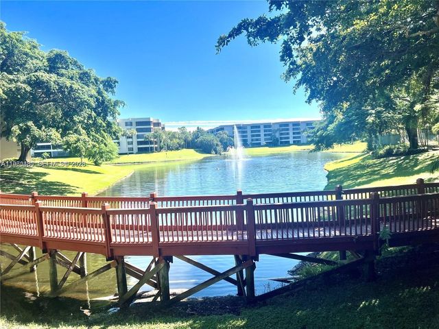 1845 Palm Cove Blvd 8-208, Delray Beach, FL 33445