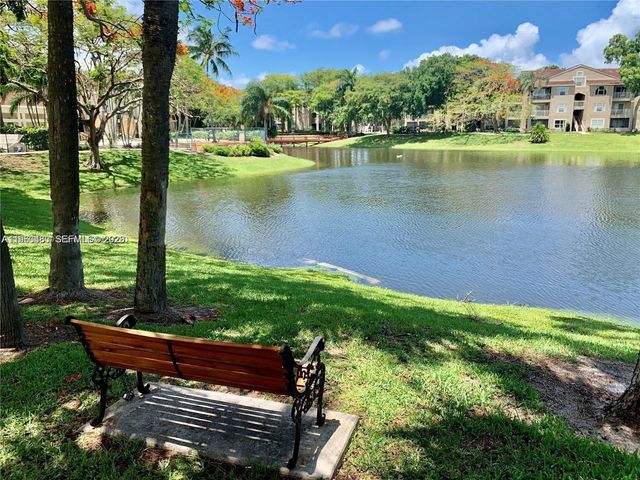 1845 Palm Cove Blvd 8-208, Delray Beach, FL 33445