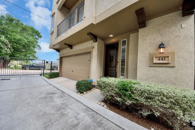 442 N Live Oak Street, Houston, TX 77003