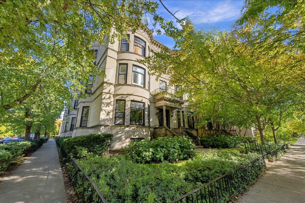 5701 S Kenwood Avenue 1, Chicago, IL 60637 — exterior