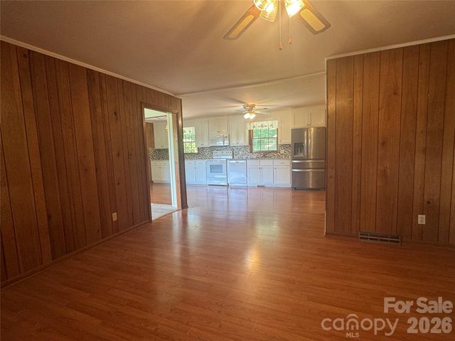 1023 Autumn Lane, New London, NC 28127