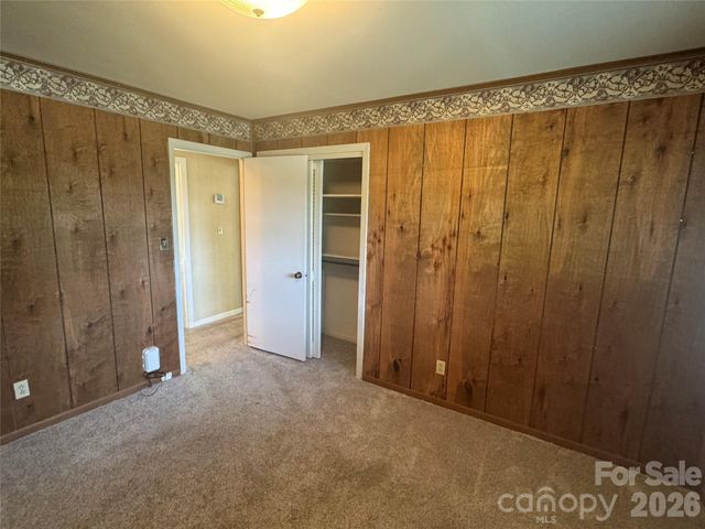 1023 Autumn Lane, New London, NC 28127