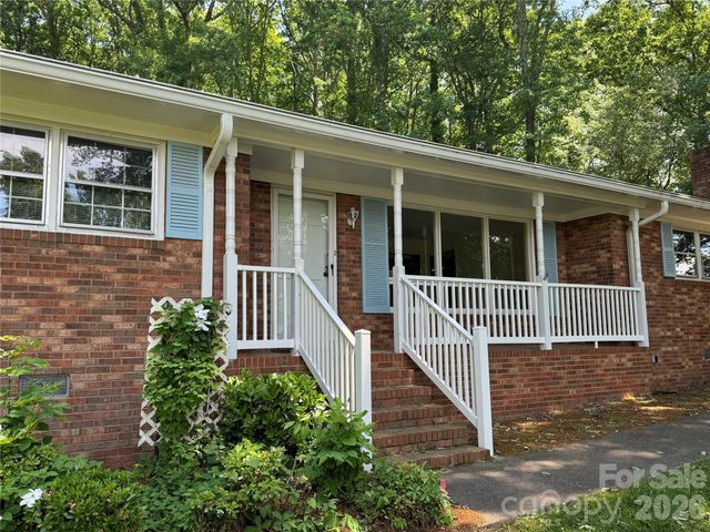 1023 Autumn Lane, New London, NC 28127