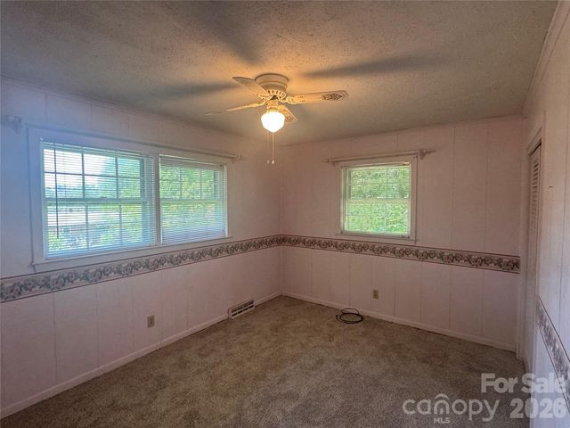1023 Autumn Lane, New London, NC 28127