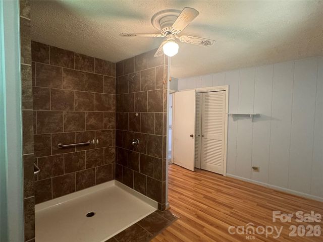 1023 Autumn Lane, New London, NC 28127