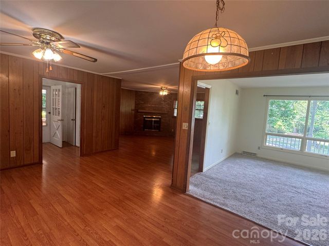 1023 Autumn Lane, New London, NC 28127