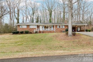 1023 Autumn Lane, New London, NC 28127