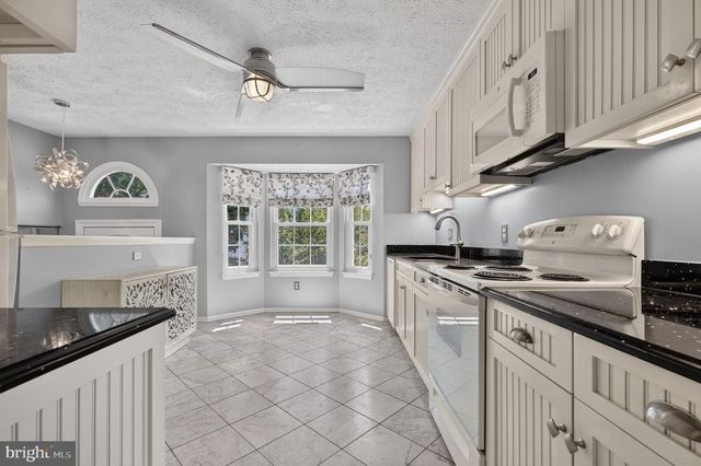 870 BAYRIDGE DR, Gaithersburg, MD 20878