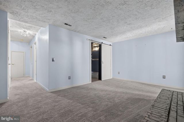 870 BAYRIDGE DR, Gaithersburg, MD 20878