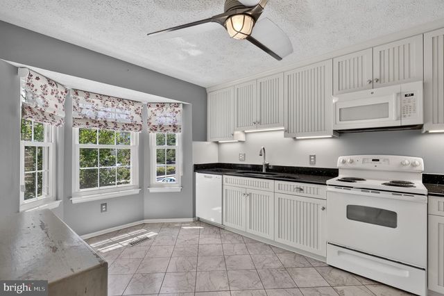 870 BAYRIDGE DR, Gaithersburg, MD 20878