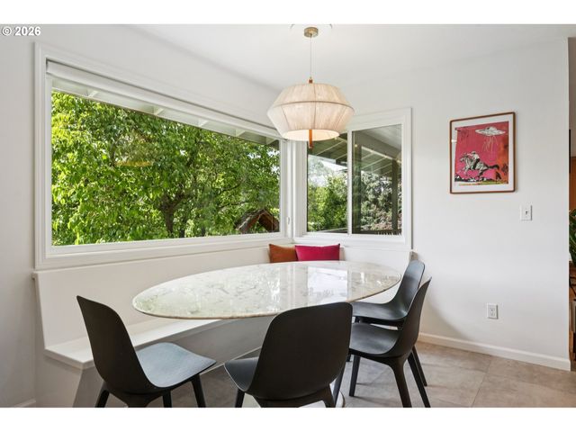 7225 Sw 13TH Ave, Portland, OR 97219