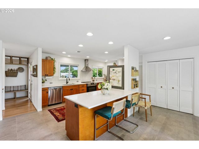 7225 Sw 13TH Ave, Portland, OR 97219