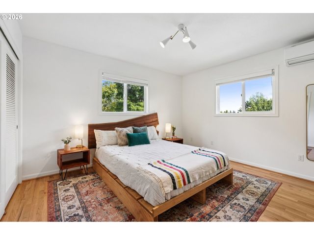 7225 Sw 13TH Ave, Portland, OR 97219