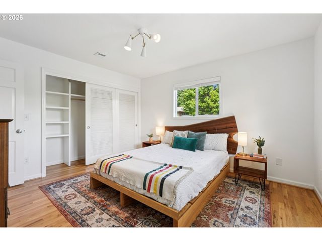 7225 Sw 13TH Ave, Portland, OR 97219
